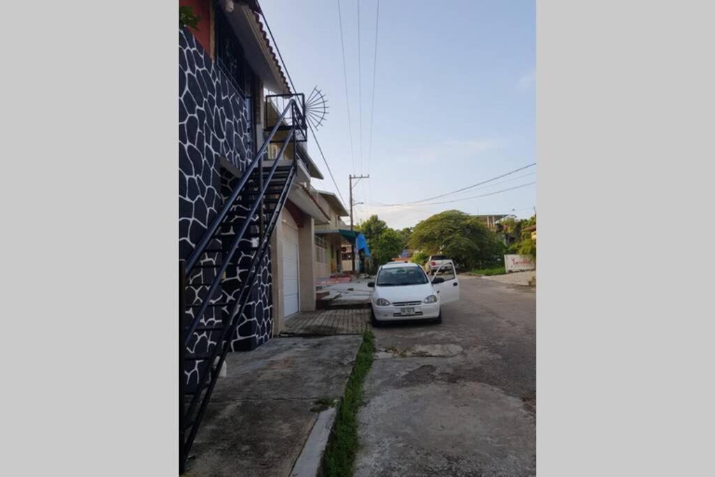 팔렝케 Depto. Maia: A/C, Agua Caliente, Wifi, Tv, Cable. 아파트 외부 사진